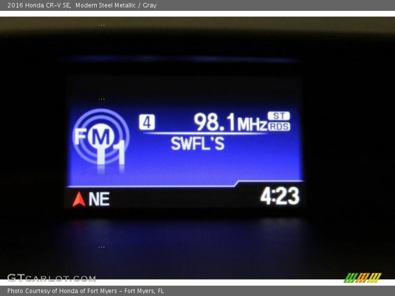 Modern Steel Metallic / Gray 2016 Honda CR-V SE