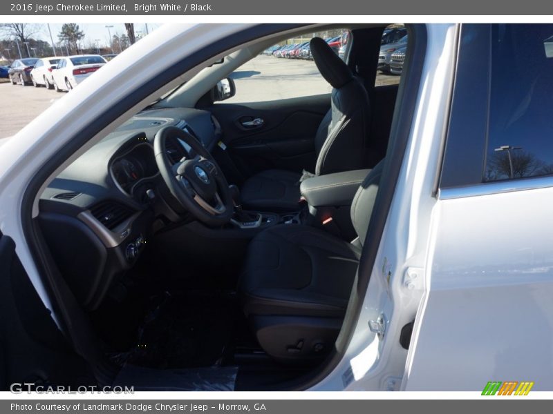 Bright White / Black 2016 Jeep Cherokee Limited