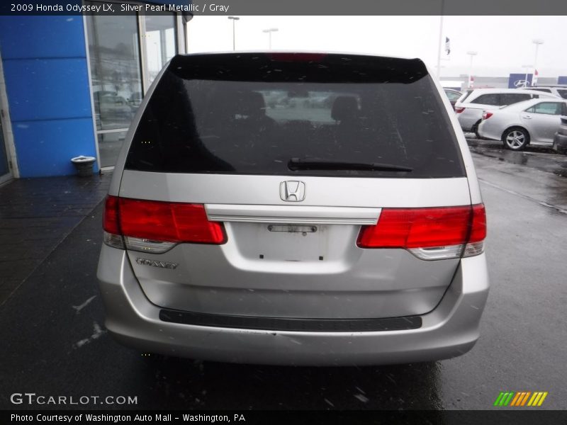 Silver Pearl Metallic / Gray 2009 Honda Odyssey LX