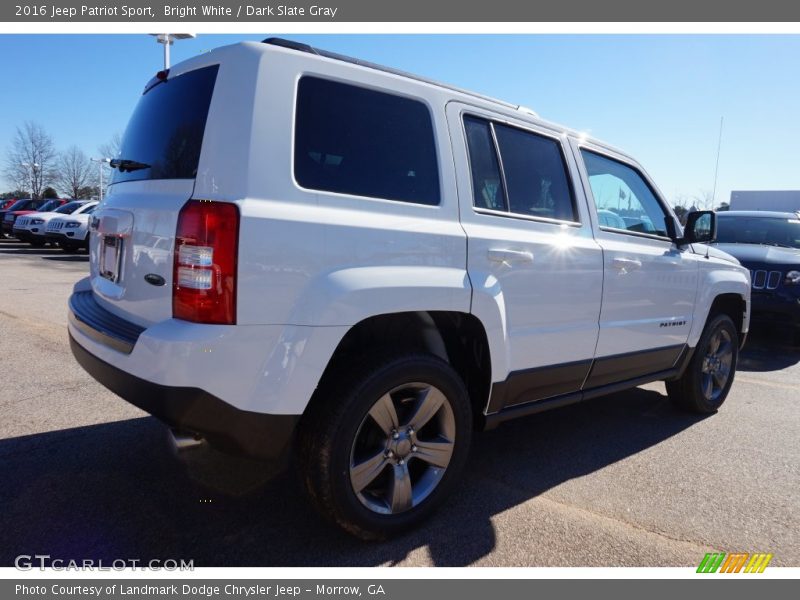 Bright White / Dark Slate Gray 2016 Jeep Patriot Sport