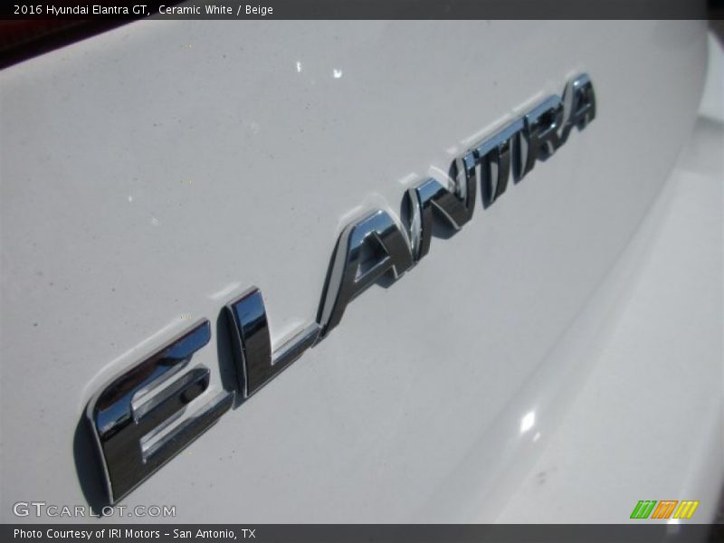 Ceramic White / Beige 2016 Hyundai Elantra GT