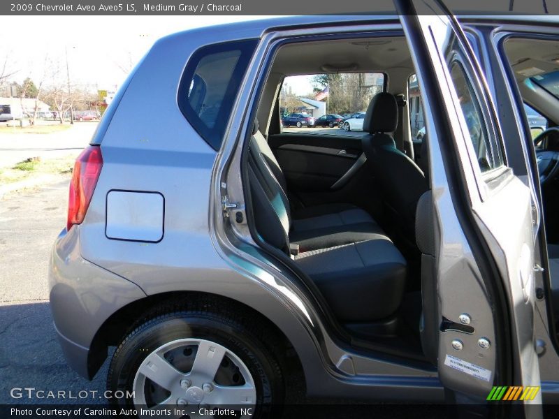 Medium Gray / Charcoal 2009 Chevrolet Aveo Aveo5 LS