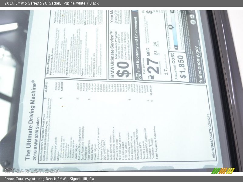 Alpine White / Black 2016 BMW 5 Series 528i Sedan