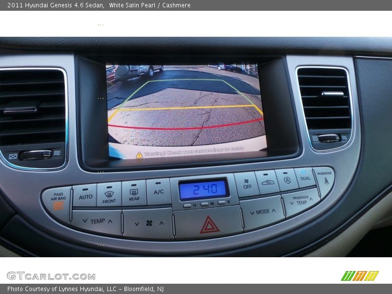 White Satin Pearl / Cashmere 2011 Hyundai Genesis 4.6 Sedan