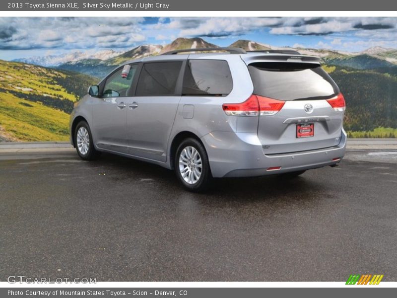 Silver Sky Metallic / Light Gray 2013 Toyota Sienna XLE