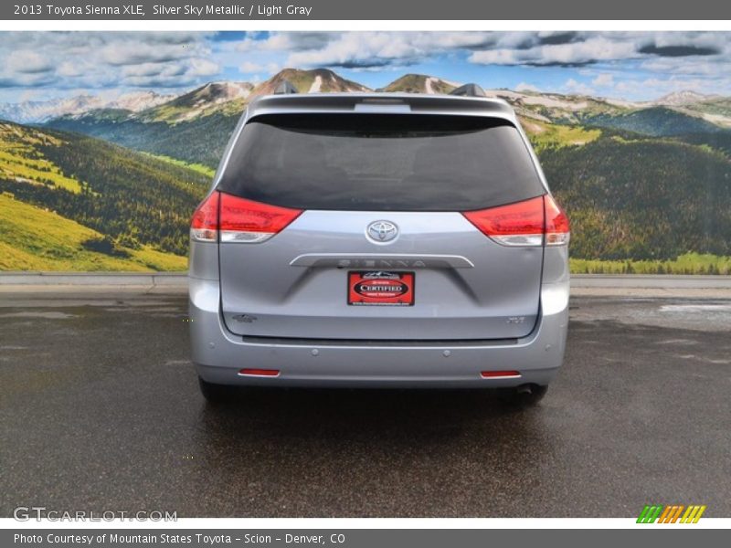 Silver Sky Metallic / Light Gray 2013 Toyota Sienna XLE