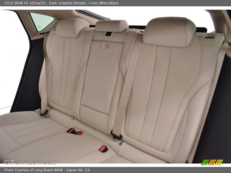 Rear Seat of 2016 X6 xDrive35i