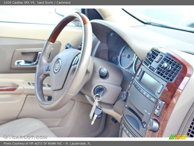 Sand Storm / Cashmere 2006 Cadillac SRX V6