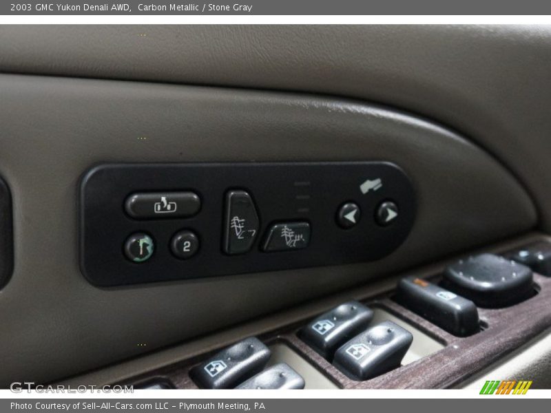 Carbon Metallic / Stone Gray 2003 GMC Yukon Denali AWD
