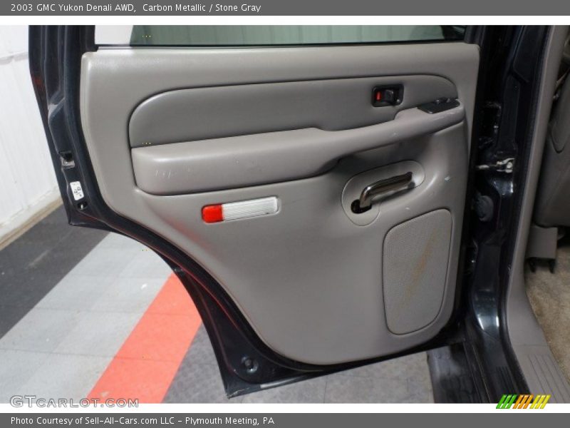 Carbon Metallic / Stone Gray 2003 GMC Yukon Denali AWD