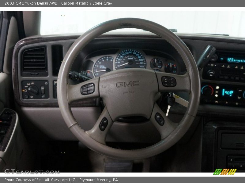 Carbon Metallic / Stone Gray 2003 GMC Yukon Denali AWD