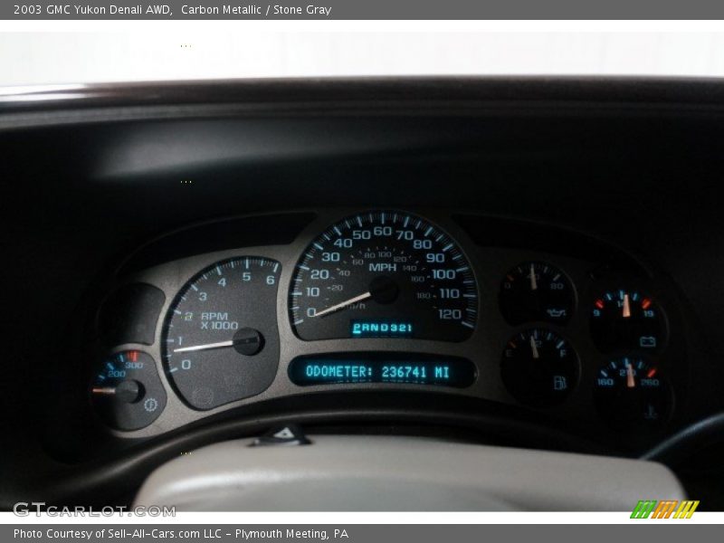 Carbon Metallic / Stone Gray 2003 GMC Yukon Denali AWD