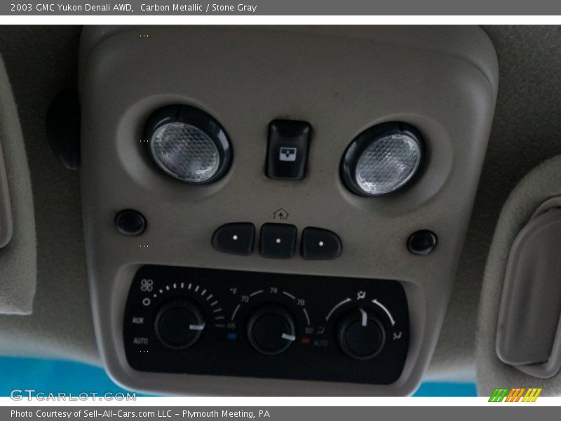 Carbon Metallic / Stone Gray 2003 GMC Yukon Denali AWD