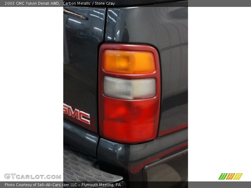 Carbon Metallic / Stone Gray 2003 GMC Yukon Denali AWD