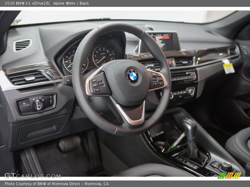 Alpine White / Black 2016 BMW X1 xDrive28i
