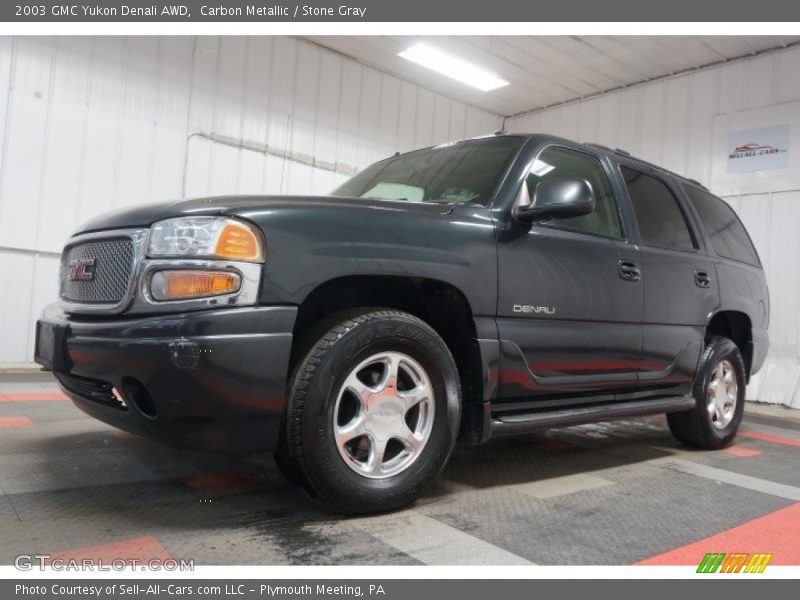 Carbon Metallic / Stone Gray 2003 GMC Yukon Denali AWD