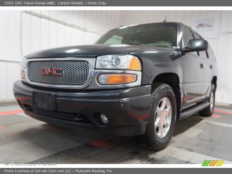 Carbon Metallic / Stone Gray 2003 GMC Yukon Denali AWD