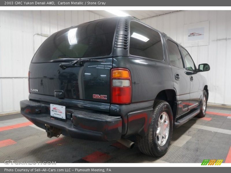 Carbon Metallic / Stone Gray 2003 GMC Yukon Denali AWD