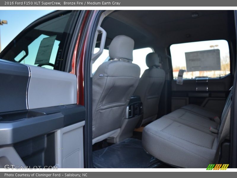 Bronze Fire / Medium Earth Gray 2016 Ford F150 XLT SuperCrew