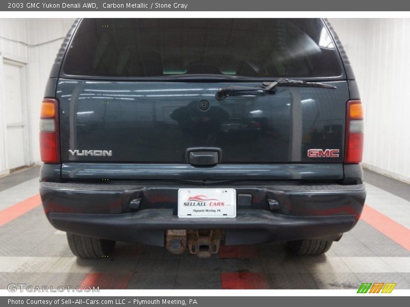 Carbon Metallic / Stone Gray 2003 GMC Yukon Denali AWD