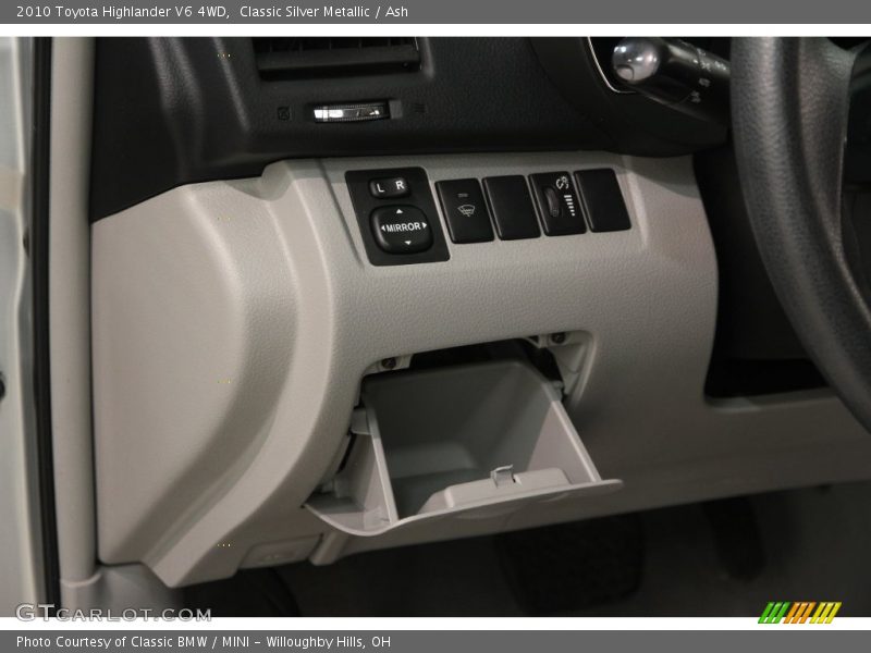 Classic Silver Metallic / Ash 2010 Toyota Highlander V6 4WD