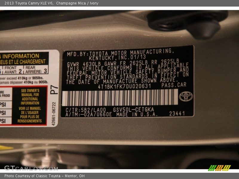 Champagne Mica / Ivory 2013 Toyota Camry XLE V6