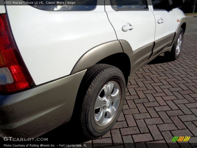 Classic White / Beige 2002 Mazda Tribute LX V6