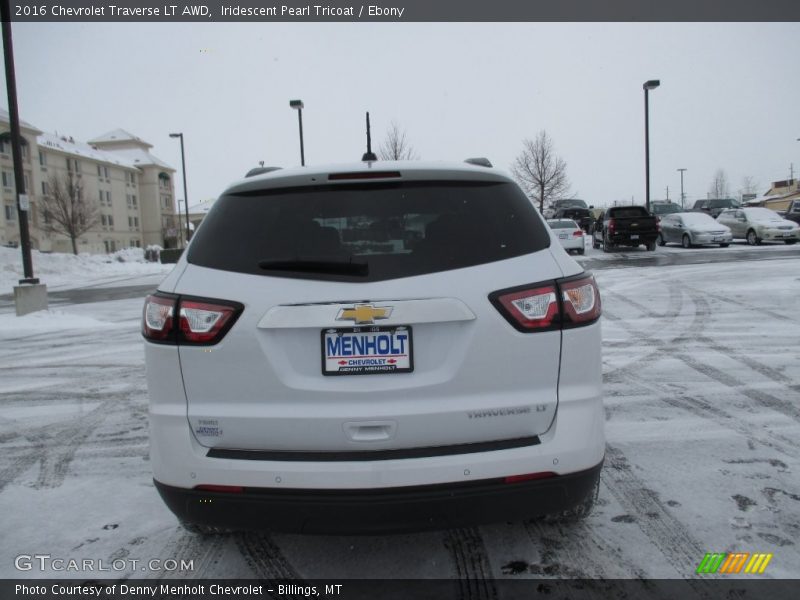 Iridescent Pearl Tricoat / Ebony 2016 Chevrolet Traverse LT AWD