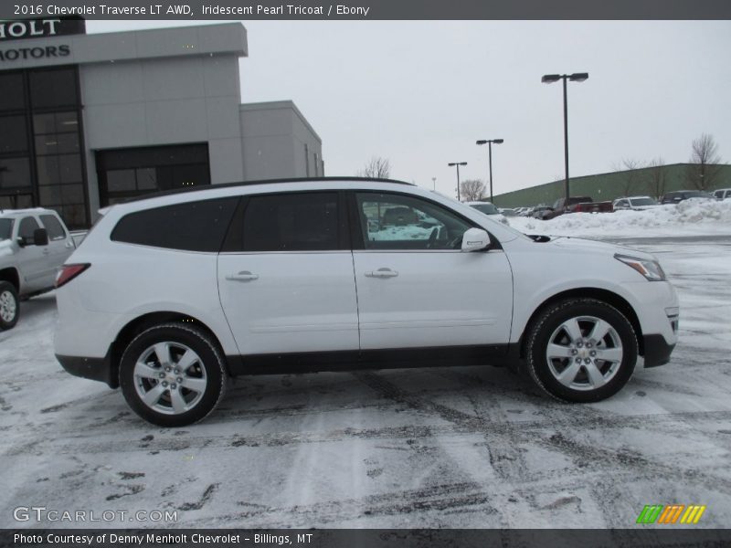 Iridescent Pearl Tricoat / Ebony 2016 Chevrolet Traverse LT AWD