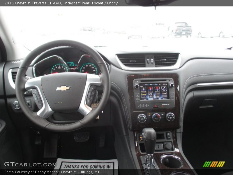 Iridescent Pearl Tricoat / Ebony 2016 Chevrolet Traverse LT AWD