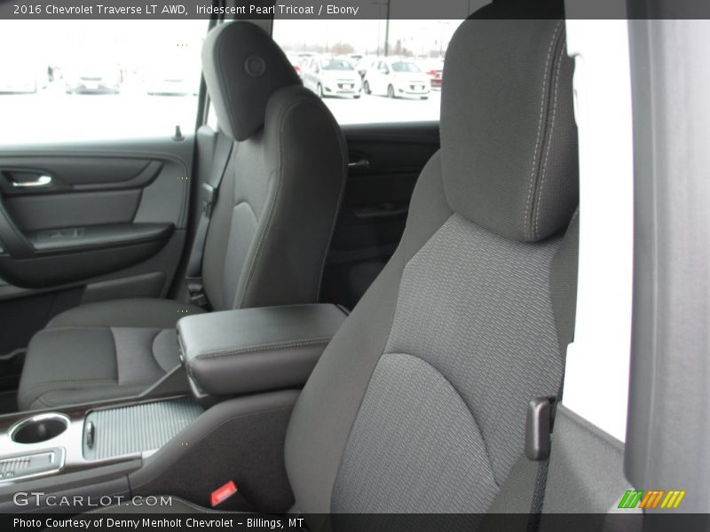 Iridescent Pearl Tricoat / Ebony 2016 Chevrolet Traverse LT AWD