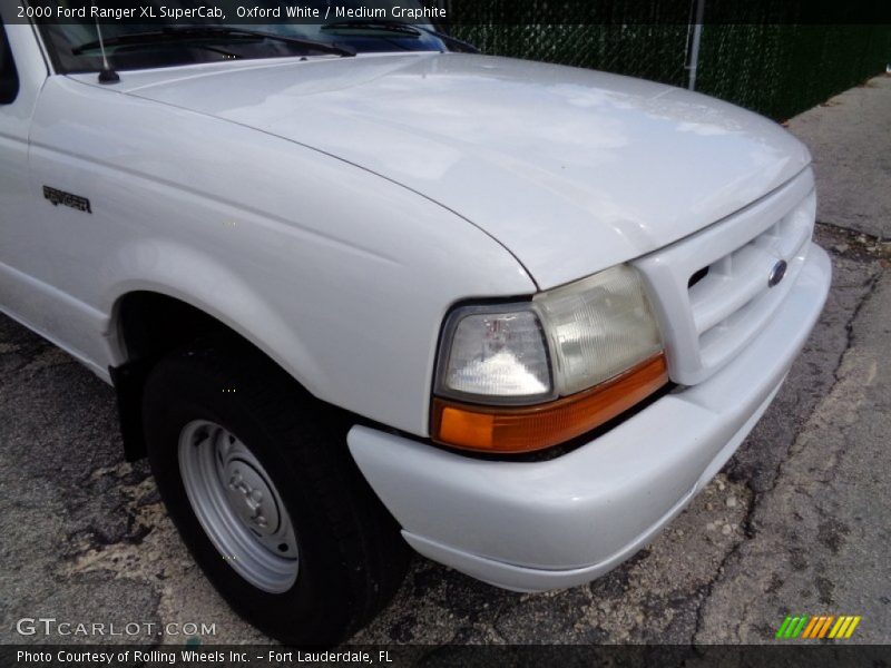 Oxford White / Medium Graphite 2000 Ford Ranger XL SuperCab