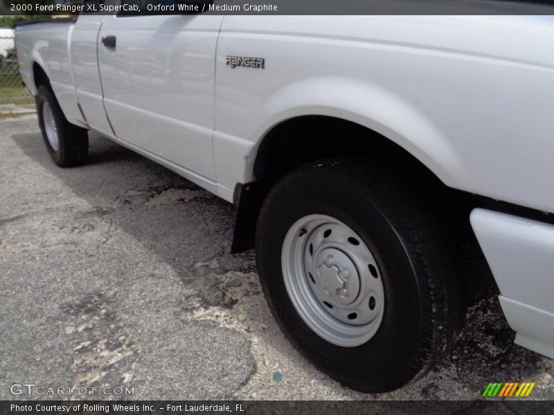 Oxford White / Medium Graphite 2000 Ford Ranger XL SuperCab