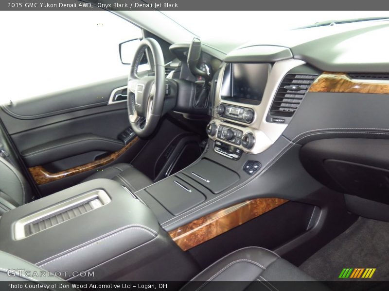 Onyx Black / Denali Jet Black 2015 GMC Yukon Denali 4WD
