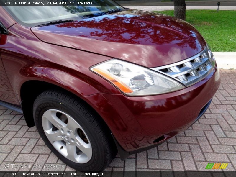 Merlot Metallic / Cafe Latte 2005 Nissan Murano S