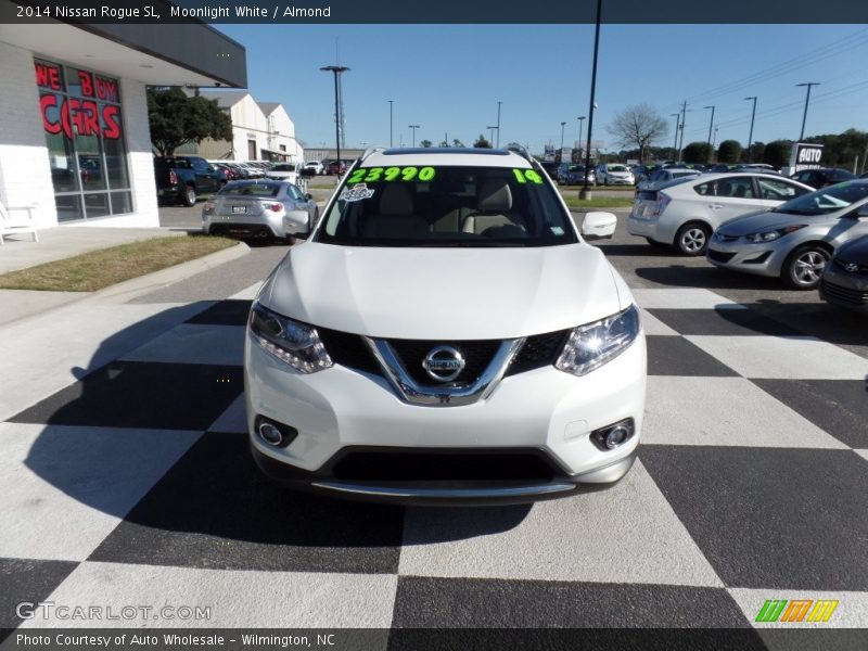 Moonlight White / Almond 2014 Nissan Rogue SL