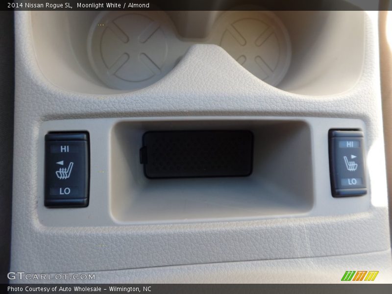 Moonlight White / Almond 2014 Nissan Rogue SL