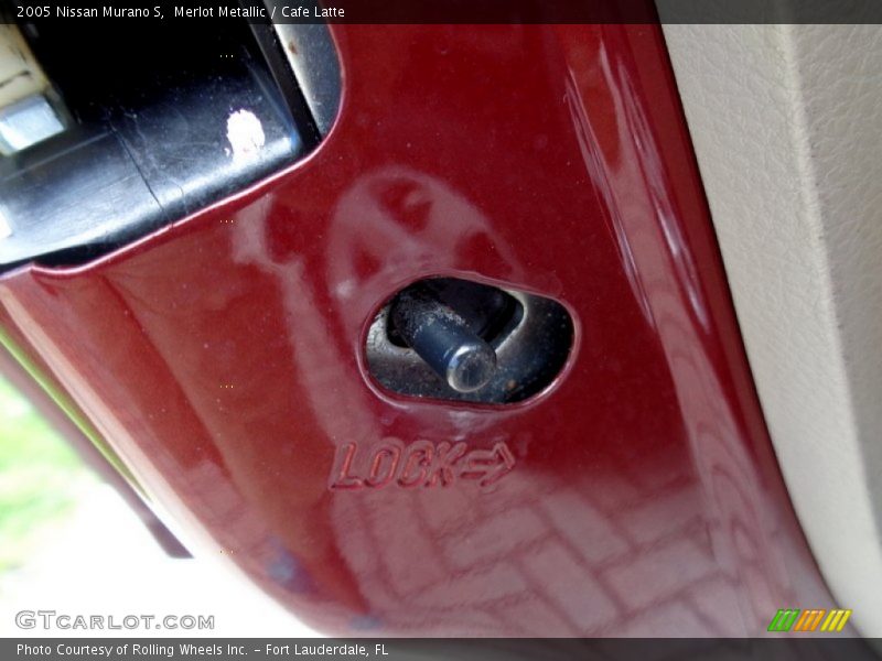 Merlot Metallic / Cafe Latte 2005 Nissan Murano S