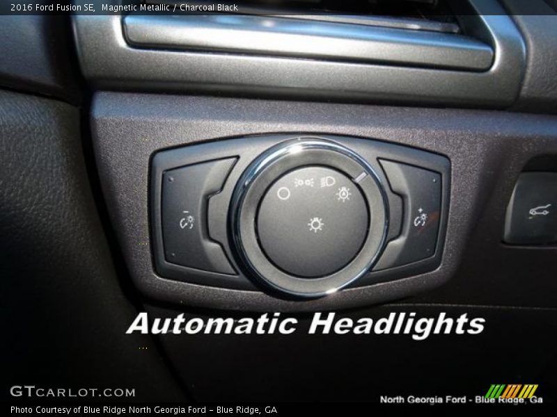 Magnetic Metallic / Charcoal Black 2016 Ford Fusion SE