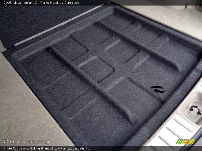 Merlot Metallic / Cafe Latte 2005 Nissan Murano S