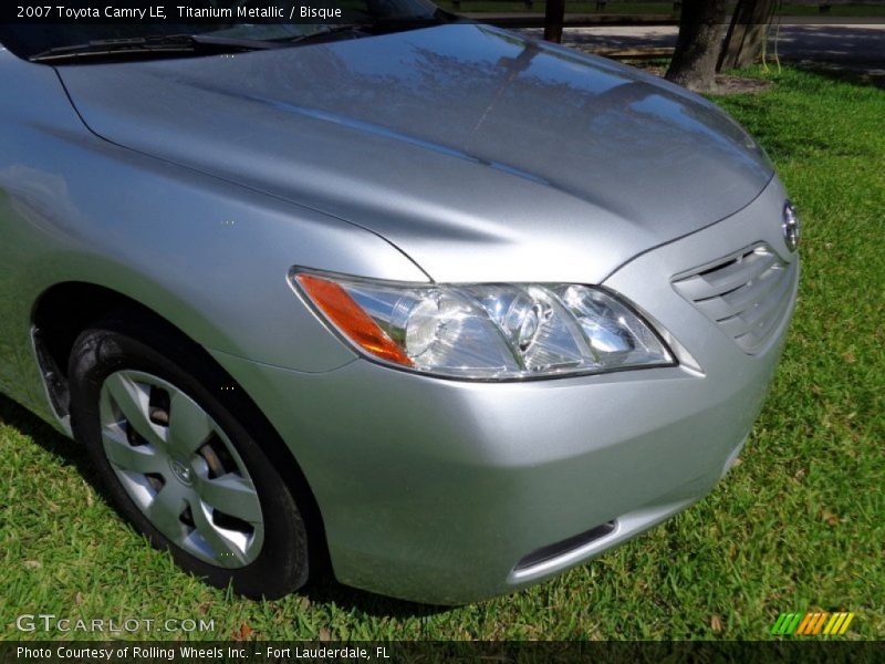 Titanium Metallic / Bisque 2007 Toyota Camry LE