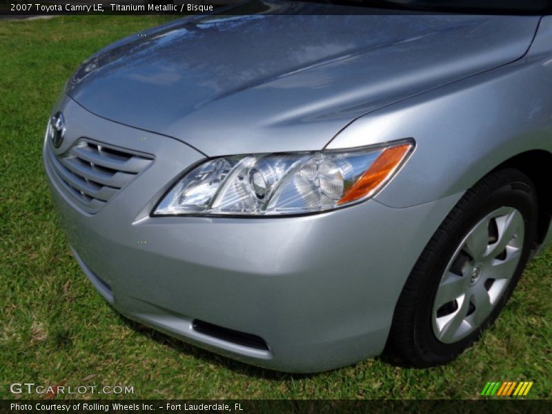 Titanium Metallic / Bisque 2007 Toyota Camry LE