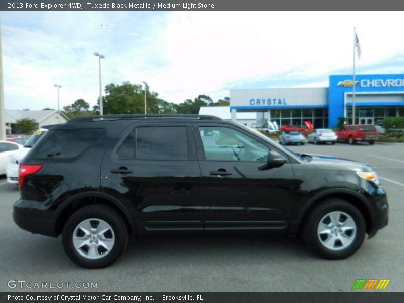 Tuxedo Black Metallic / Medium Light Stone 2013 Ford Explorer 4WD