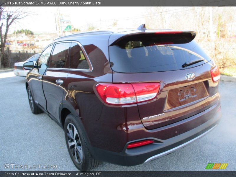 Dark Cherry / Satin Black 2016 Kia Sorento EX V6 AWD