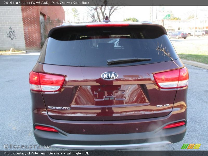 Dark Cherry / Satin Black 2016 Kia Sorento EX V6 AWD