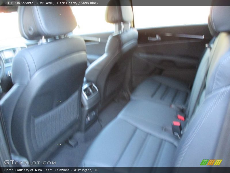 Dark Cherry / Satin Black 2016 Kia Sorento EX V6 AWD