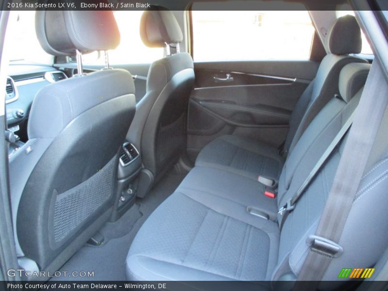 Ebony Black / Satin Black 2016 Kia Sorento LX V6