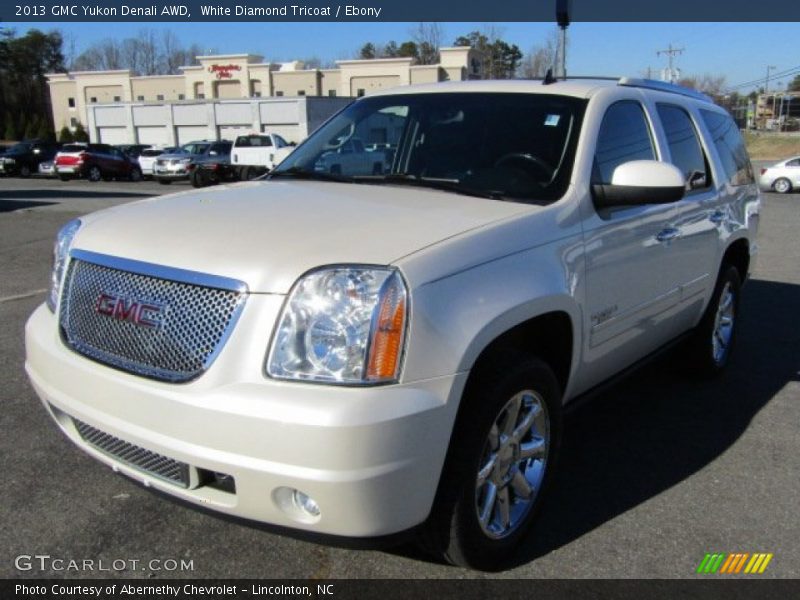 White Diamond Tricoat / Ebony 2013 GMC Yukon Denali AWD