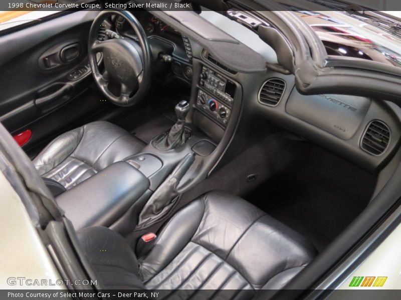 Sebring Silver Metallic / Black 1998 Chevrolet Corvette Coupe