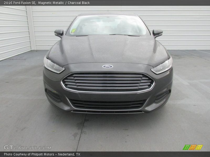 Magnetic Metallic / Charcoal Black 2016 Ford Fusion SE